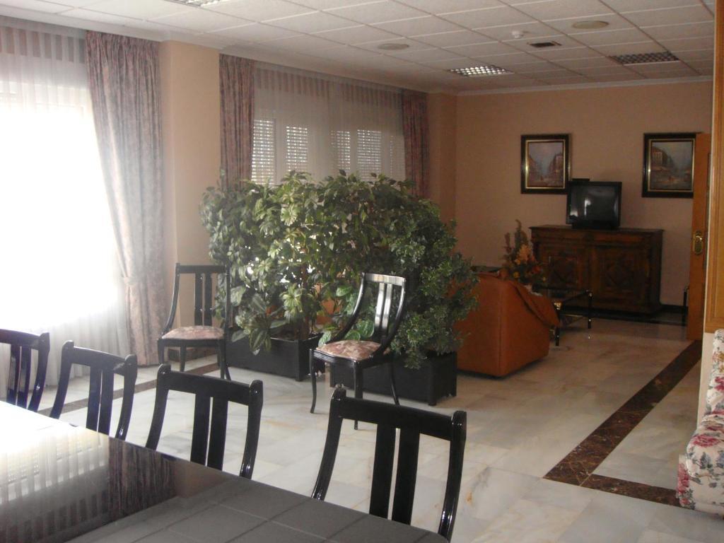 Hostal Serpol Palencia Kültér fotó
