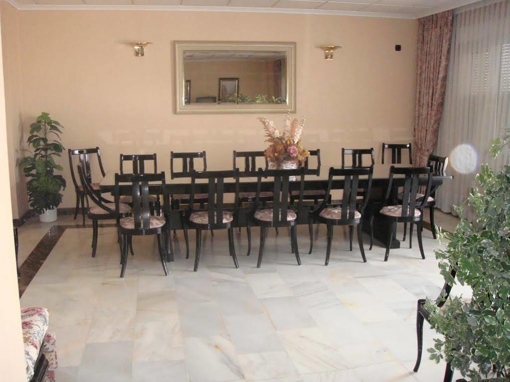 Hostal Serpol Palencia Kültér fotó